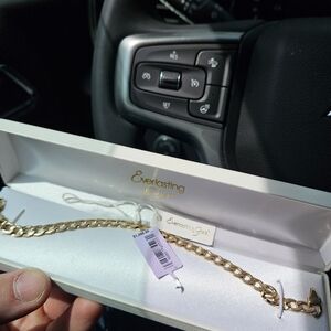 Gold bracelet 10kt size 8.5in